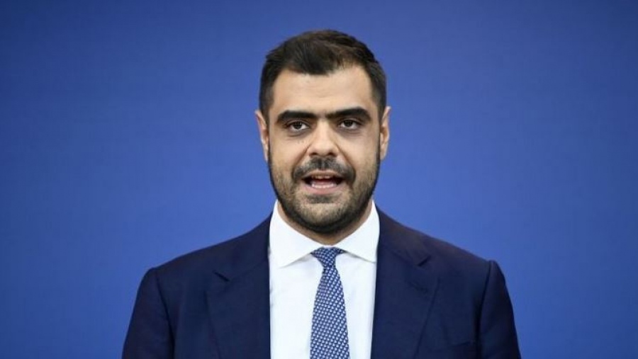 Μαρινάκης για αναβάθμιση Fitch: H χώρα έχει προοδεύσει, αλλά χρειάζεται να βελτιωθεί και άλλο - Ίδιος και απαράλλαχτος ο Τσίπρας