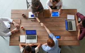 Ελλάδα: Πρωταθλήτρια Ευρώπης στην ανεργία νέων πτυχιούχων - Η χώρα που δεν αξιοποιεί τα πτυχία της - FinanceNews.gr