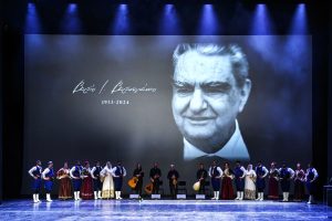 Ένας χρόνος χωρίς τον Βαρδή Ι. Βαρδινογιάννη (φωτό) - FinanceNews.gr