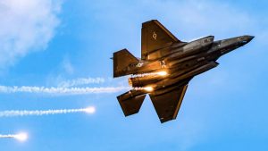 Βόμβα από Ισραηλινά ΜΜΕ: Τα ρωσικά S-500 μπορούν να κλειδώσουν και να διαλύσουν τα F-35 από εκατοντάδες χιλιόμετρα μακριά