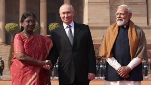 «Paneer, μπιζέλια και χαλβάς αμυγδάλου» - Vegan γεύμα προσφέρθηκε στον Vladimir Putin από την Ινδή πρόεδρο