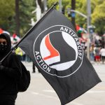 Σάλο προκαλεί το FBI - Η Antifa η μεγαλύτερη τρομοκρατική απειλή στις ΗΠΑ - Τα αναπάντητα ερωτήματα