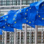 Chay Bowes (Ιρλανδός Δημοσιογράφος): Η Ευρώπη ηγείται από κλόουν που μεταθέτουν την ευθύνη για τα λάθη τους, στη Ρωσία