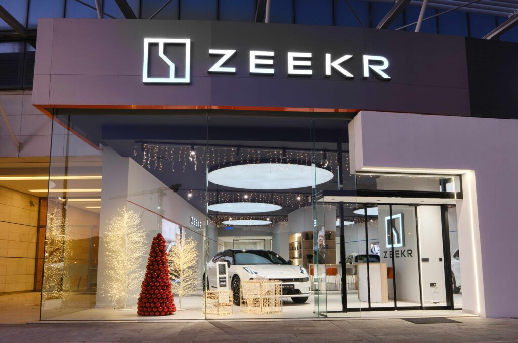 Zeekr: Παρουσίασε το πρώτο Zeekr Experience Store στην Ελλάδα (Φωτό) - Financial Report