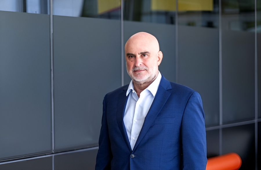 EY Ελλάδος: Ο Δρ. Γιώργος Νούνεσης νέος Εταίρος με αιχμή την άμυνα και τις αναδυόμενες τεχνολογίες - FinanceNews.gr