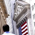 Wall Street σε «pause»: Τρίτη ανοδική μέρα για S&P - Παραμένει «κόκκινος» ο Dow - FinanceNews.gr