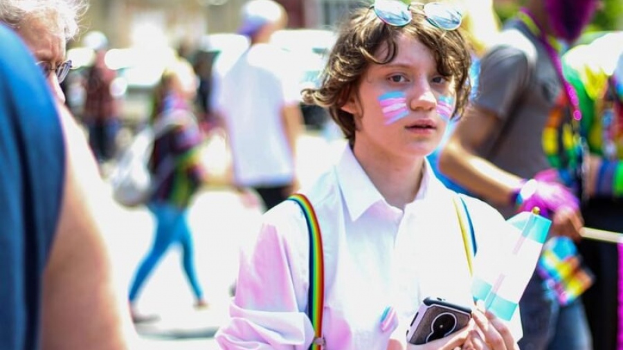 Ξέσπασμα Meloni για την woke παράνοια στην Ιταλία: Δικαστήριο επιτρέπει αλλαγή φύλου σε 13χρονο κορίτσι