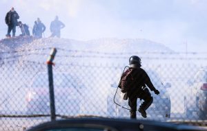 Η ΕΛΑΣ διαψεύδει αναφορές για χρήση «πλαστικών σφαιρών» στις κινητοποιήσεις αγροτών στην Κρήτη - FinanceNews.gr