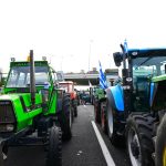 Κλιμάκωση χωρίς επιστροφή από Έβρο μέχρι Λαμία: Τα αγροτικά μπλόκα «κόβουν» τη χώρα στα δύο - FinanceNews.gr