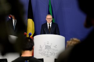 Παγκόσμια καταδίκη για το μακελειό στην Αυστραλία που βύθισε τη χώρα στο πένθος - FinanceNews.gr