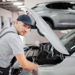 Κομισιόν: Κάνει πίσω για την απαγόρευση νέων βενζινοκίνητων και πετρελαιοκίνητων οχημάτων