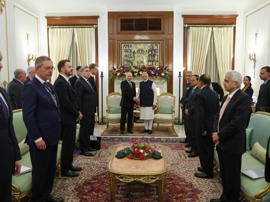 Παγκόσμια ανατροπή από την ιστορική συμφωνία Ρωσίας – Ινδίας: Στενή οικονομική συνεργασία μέχρι το 2030