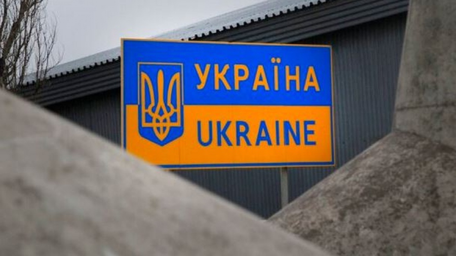 El Pais: Η Ουκρανία διχάζεται λόγω της απογοήτευσής της με τον Zelensky