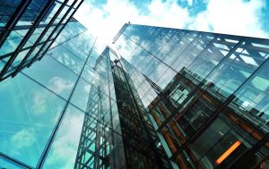 Παράταση στο πλαφόν 3% για επαγγελματικά ενοίκια: Τι αλλάζει το 2026 - FinanceNews.gr