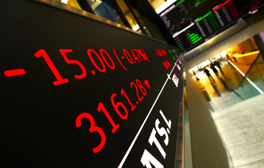 Οι αγορές κρατούν την ανάσα πριν τη Fed: Στο «κόκκινο» η νευρικότητα - FinanceNews.gr