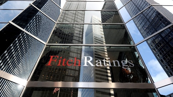 Fitch: Αναβάθμισε σε θετικές τις προοπτικές του αξιόχρεου των τεσσάρων συστημικών ελληνικών τραπεζών