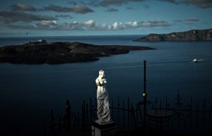 Χειμωνιάτικη στροφή του καιρού: Επιδείνωση από τα δυτικά και σταδιακή επέκταση ανατολικότερα