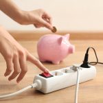 Σταθερά τιμολόγια στο 26% της αγοράς – Συνεχίζεται η έξοδος από τα κυμαινόμενα