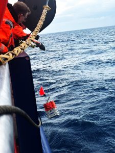 Σαντορίνη: Επιστήμονες «ακτινογραφούν» το ηφαίστειο Κολούμπο σε πραγματικό χρόνο - FinanceNews.gr