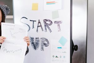 Η νέα γεωγραφία των startups: AI, βιοτεχνολογία, fintech... Ποιοι τομείς κυριαρχούν το 2025 - FinanceNews.gr