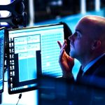 Χρονιά-ρεκόρ με βαθιές... «ρωγμές»: Οι πραγματικοί νικητές των ευρωπαϊκών αγορών το 2025