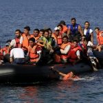 Λέσβος: Αθωώθηκαν για τη διάσωση μεταναστών 24 εργαζόμενοι σε ανθρωπιστικές οργανώσεις