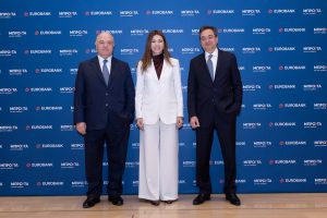 Βραβεύθηκαν 377 αριστούχοι μαθητές στην Αθήνα από τη Εurobank - Financial Report