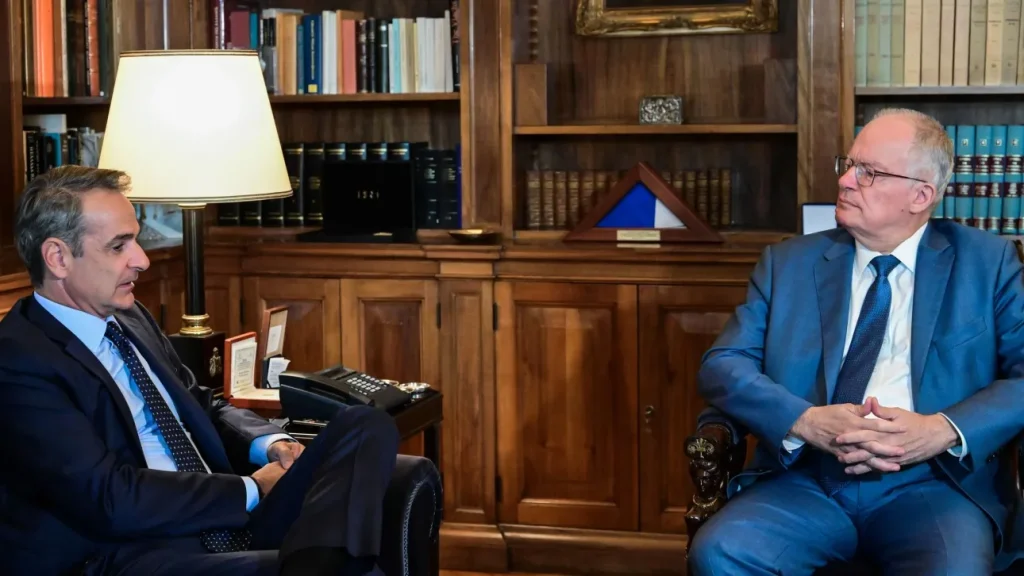 Προεδρικό Μέγαρο: Συνάντηση Τασούλα - Μητσοτάκη σήμερα Τρίτη