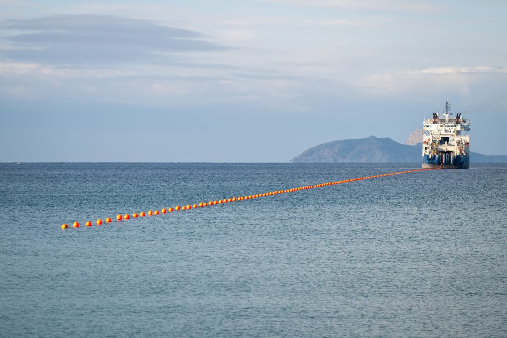 ΠΑΣΟΚ - Μανιάτης: Η Τουρκία απλώνει καλώδιο στα Κατεχόμενα