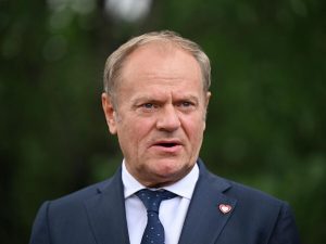 Tusk σε Ευρωπαίους: Μην σταματάτε, εξοπλιστείτε - Διαφορετικά είμαστε τελειωμένοι…