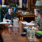 Zelensky: Δεν διώχνω τον αρχιστράτηγο Syrsky αλλά οι εκκαθαρίσεις θα συνεχιστούν