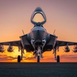 Γιατί το ΝΑΤΟ αναπτύσσει μαζικά αεροσκάφη στην Πολωνία;