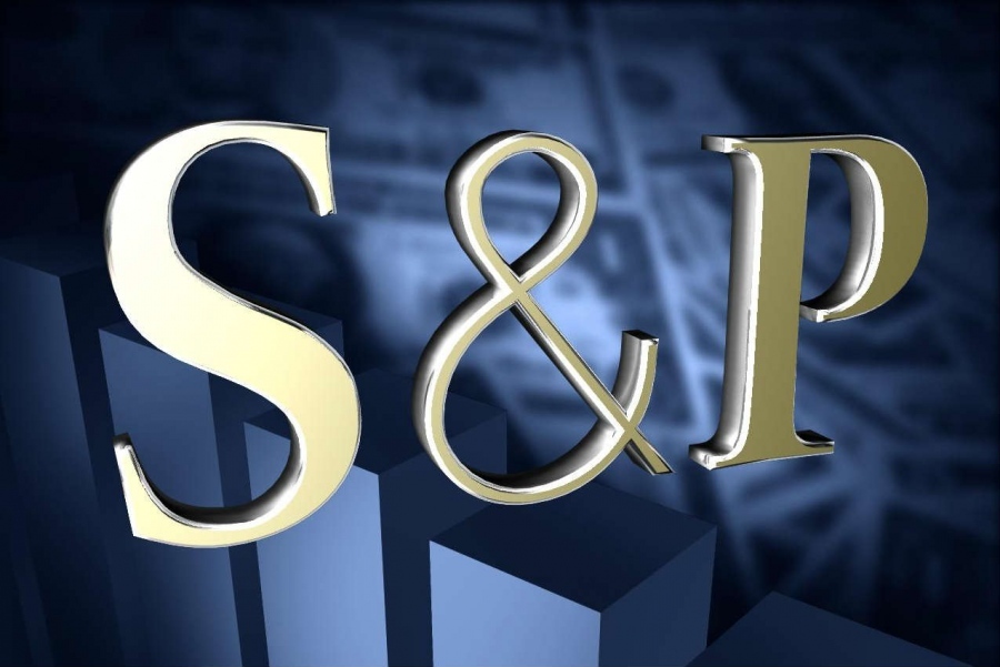 Η S&P αναβαθμίζει σε θετικό το outlook της Ιταλίας, στο BBB+ η αξιολόγηση