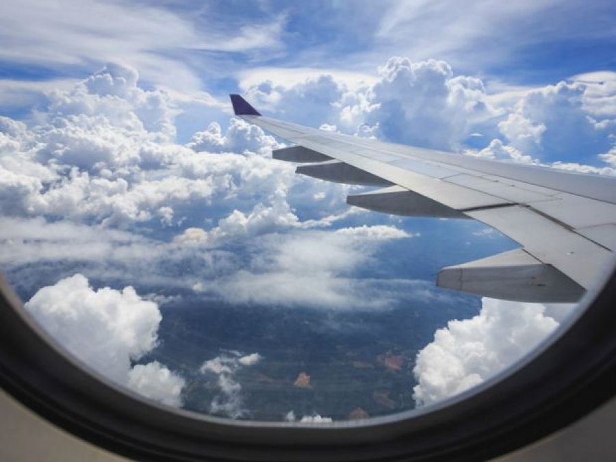 Τρόμος στον αέρα: Πτήση με προορισμό τη Σάμο επέστρεψε στην Αθήνα λόγω των ισχυρών ανέμων