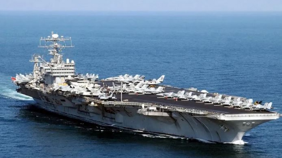 Το Αμερικανικό αεροπλανοφόρο Abraham Lincoln φτάνει στη Μέση Ανατολή λόγω του Ιράν