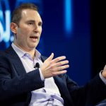 Άντι Τζάσι (CEO Amazon): Οι δασμοί του Τραμπ έχουν αρχίσει να «επηρεάζουν» τις τιμές