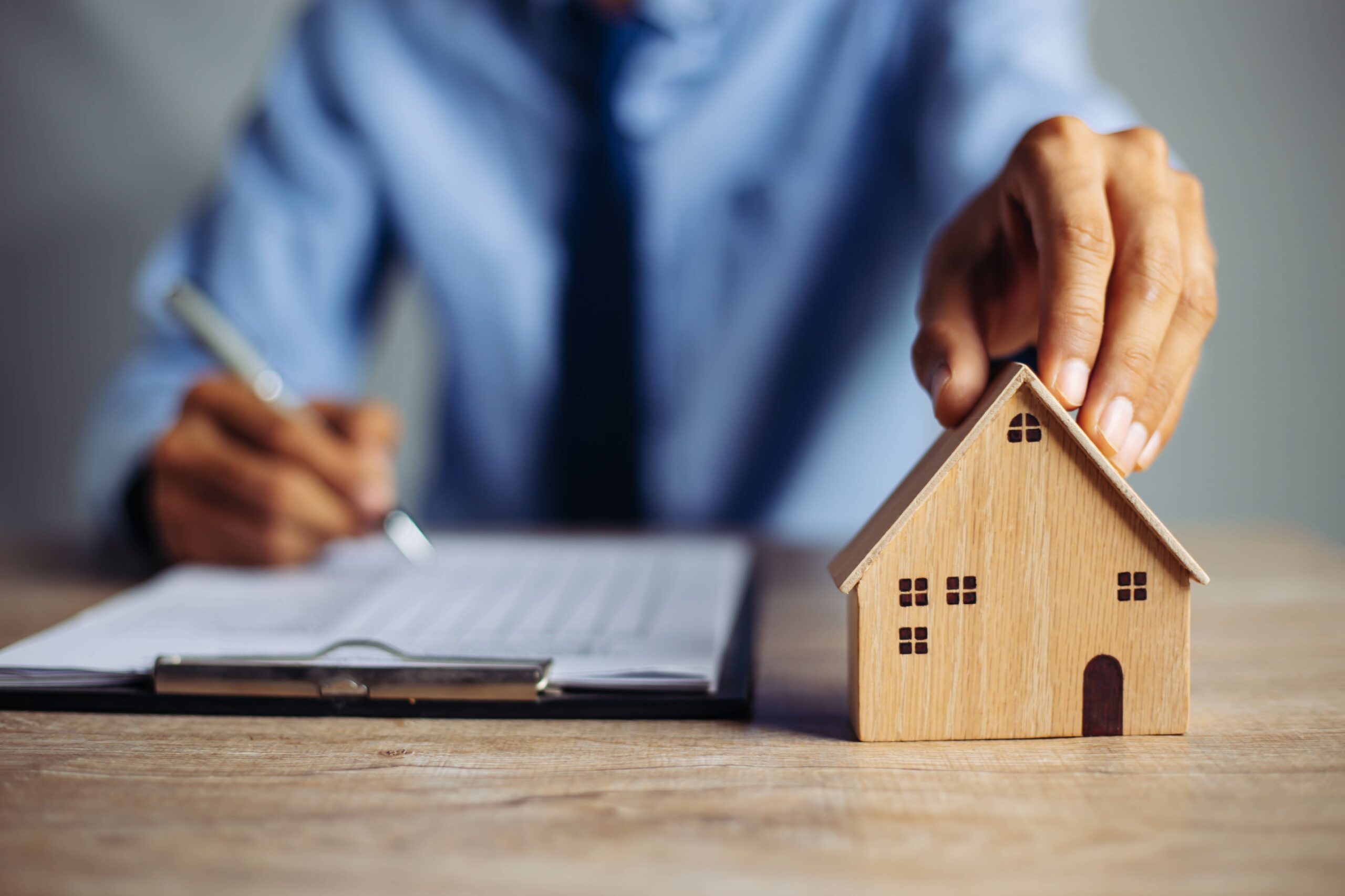 ΑΑΔΕ: Ξεκίνησε η υποβολή αιτήσεων για μειωμένο ΕΝΦΙΑ στις ασφαλισμένες κατοικίες