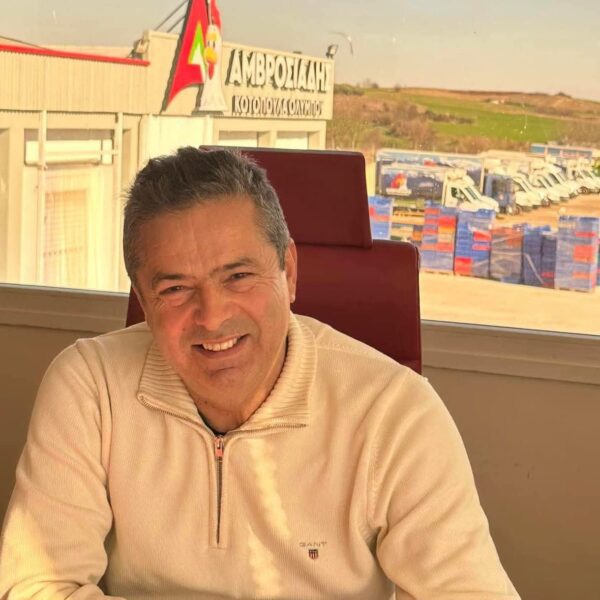 Κοτόπουλα Ολύμπου Αμβροσιάδης: Η νέα γενιά της εταιρείας μπαίνει στην παραγωγή αβγών