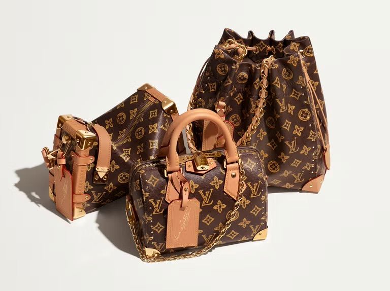Το μονόγραμμα της Louis Vuitton γίνεται 130 ετών - Financial Report