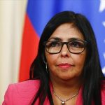 Η Ροντρίγκεζ στο τιμόνι της Βενεζουέλας; Η αντιπρόεδρος που βρέθηκε ξαφνικά στο επίκεντρο παγκόσμιας κρίσης