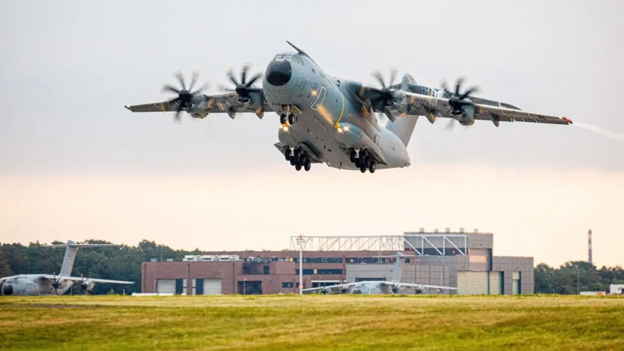 Συναγερμός στη Ρωσία: Μαζικές μυστικές πτήσεις του ΝΑΤΟ στη Πολωνία - Στέλνουν πολεμικό υλικό στην Ουκρανία