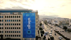 Ο ΟΠΑΠ περνά στην εποχή της Allwyn: Σε πλήρη εξέλιξη το μεγάλο rebranding (video)