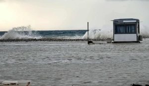 Απαγορευτικό απόπλου σε βασικά λιμάνια λόγω ανέμων 9 μποφόρ