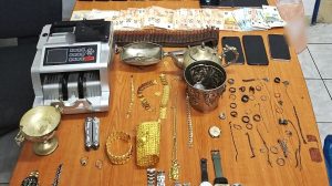Παράνομο χυτήριο μετάλλων «έλιωνε» κλοπιμαία: Επιχείρηση της ΕΛΑΣ σε Ζεφύρι, Αγ.Αναργύρους και κέντρο Αθήνας