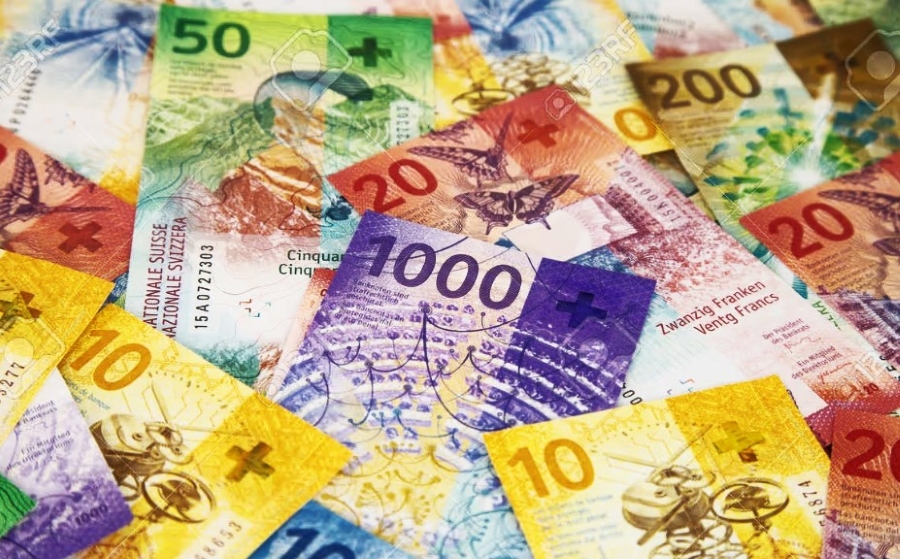 Το ελβετικό φράγκο εκτοξεύεται και σκορπίζει πανικό: Η SNB ζυγίζει παρέμβαση στο συνάλλαγμα υπό την πίεση Τραμπ