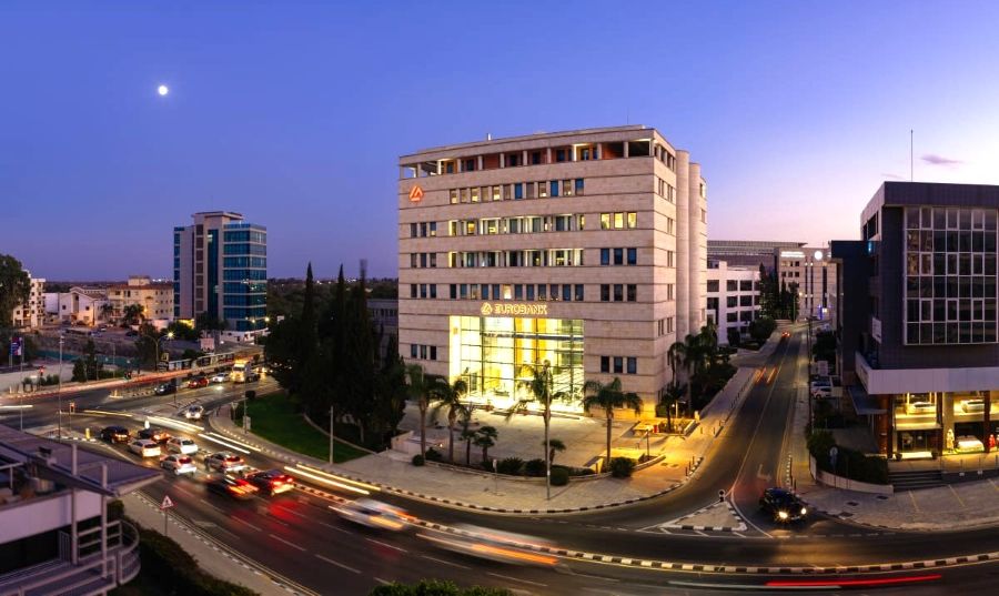 Η Capital Group ανεβάζει συμμετοχή στη Eurobank: Στο 5,12% τα δικαιώματα ψήφου