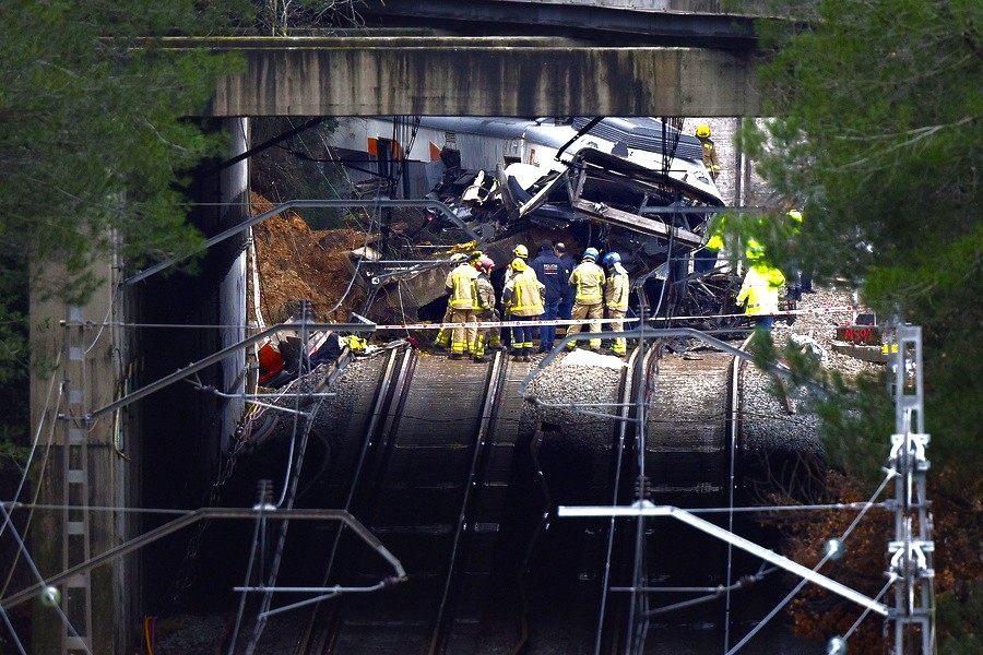 Σιδηροδρομική τραγωδία στην Ισπανία: Η κυβέρνηση ανοίγει ταμείο 20 εκατ. για θύματα και τραυματίες