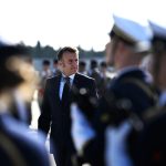 Γεωπολιτική κρίση και αντιπαράθεση με Τραμπ αυξάνουν ελαφρά τη δημοτικότητα Μακρόν