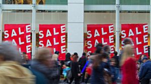 Χειμερινές εκπτώσεις από αύριο έως 28 Φεβρουαρίου - Στόχος τζίρος άνω των 6 δισ. ευρώ