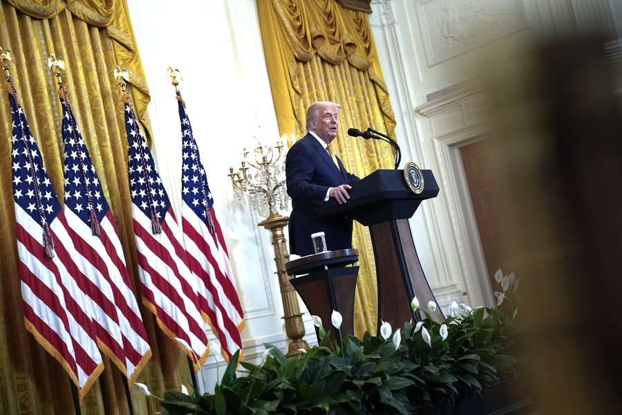 «Συμβούλιο Ειρήνης» επί πληρωμή: O Τραμπ ζητά 1 δισ.$ για μόνιμη συμμετοχή κρατών - Στο κάδρο και η Αθήνα